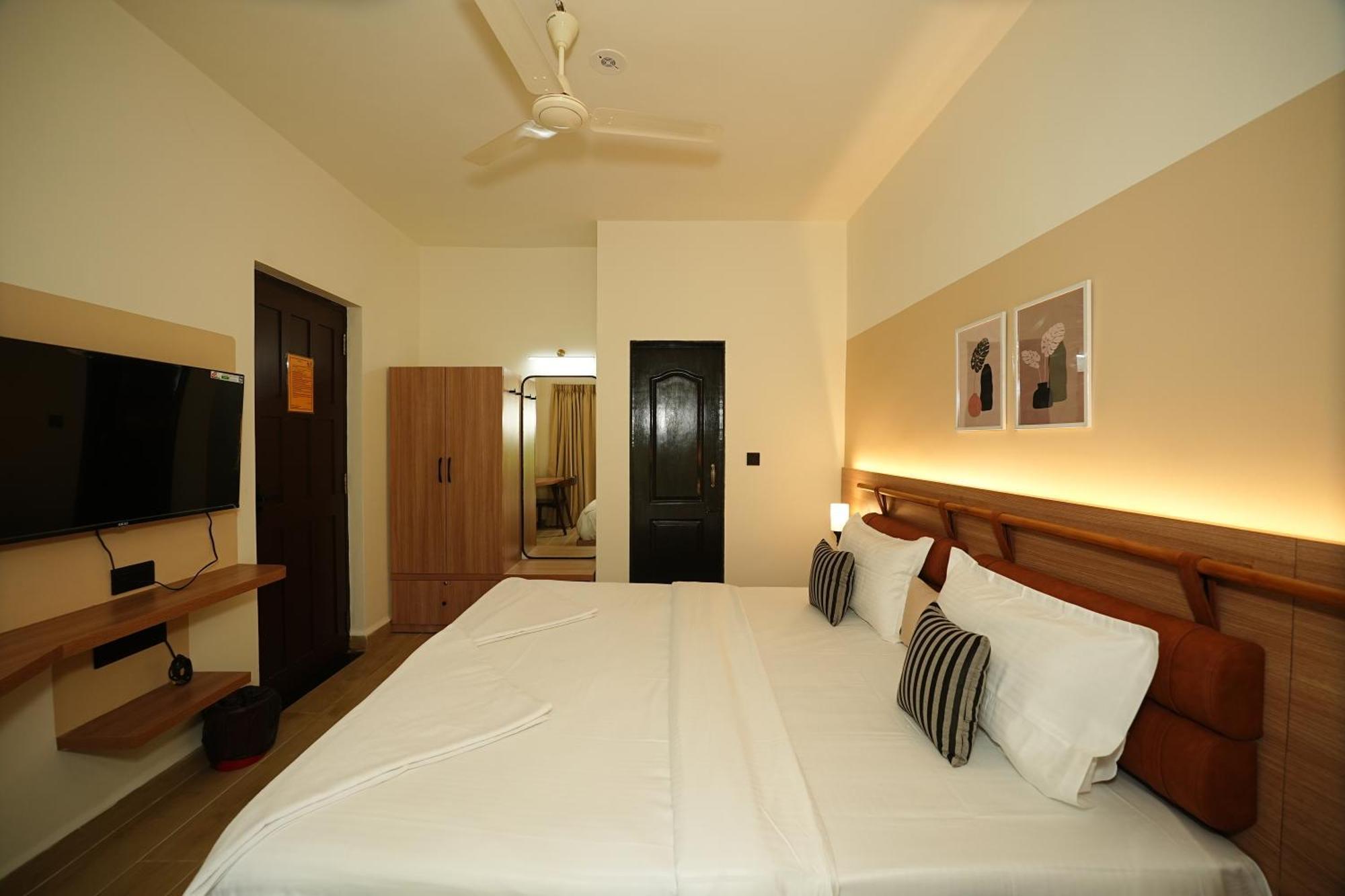 Anjuna Beach Resort Exterior foto